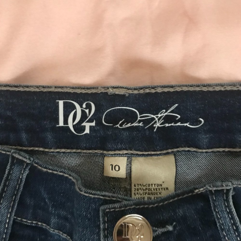 Jeans - Picture 2 of 2